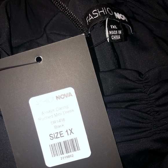 Fashion Nova Dress NWT - Picture 2 of 6